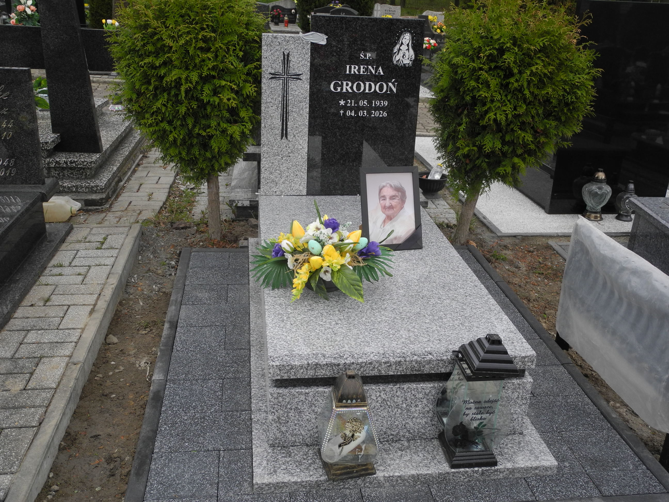 Grób Irena Grodoń